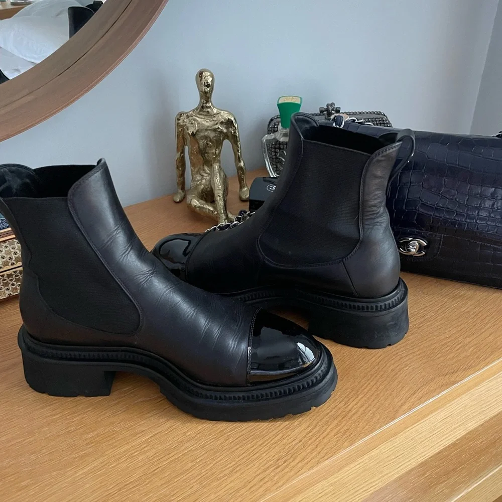 CHANEL Leather CC Chelsea Boots